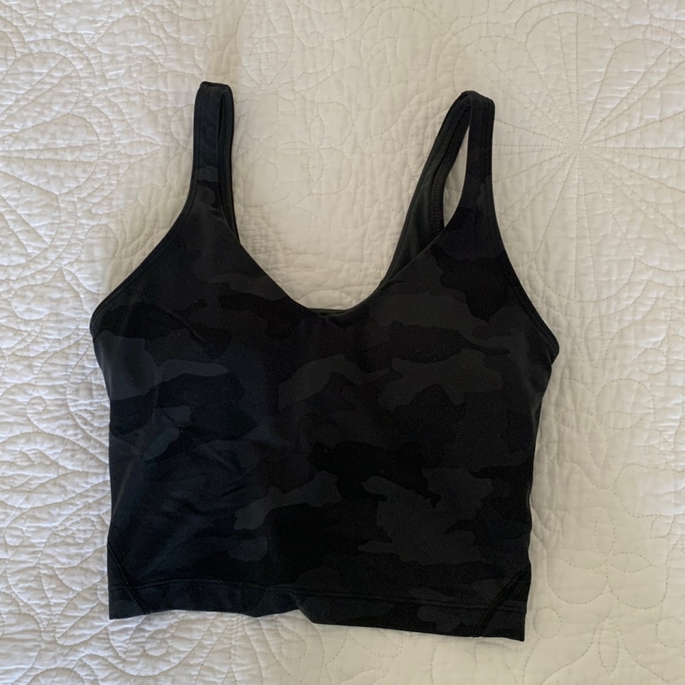 Lululemon black camo size 4 align tank